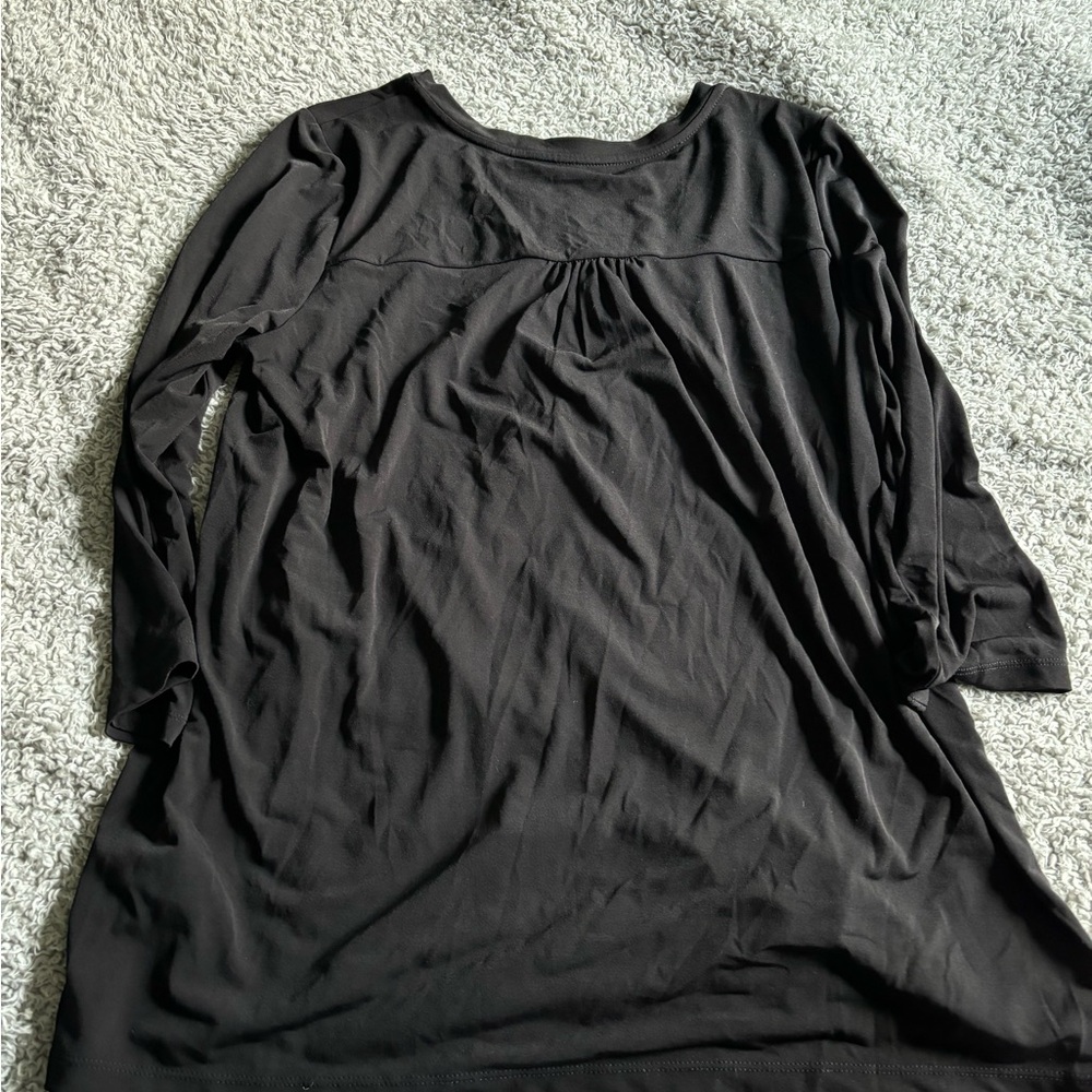Black 3/4 sleeve blouse
